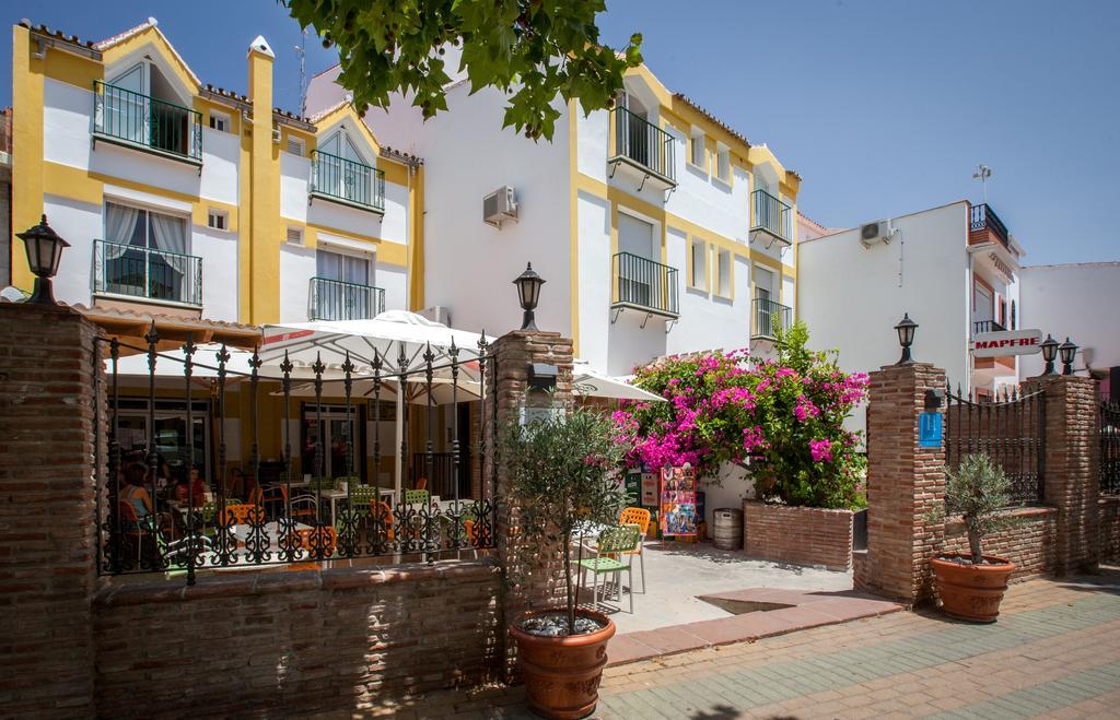 Hostal Sango Sierra De Las Nieves Alozaina Exterior photo